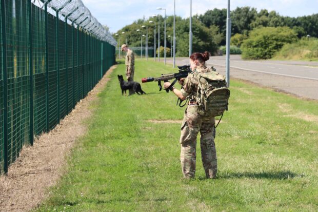 Soldier with rifle on Pj SPIELBERG